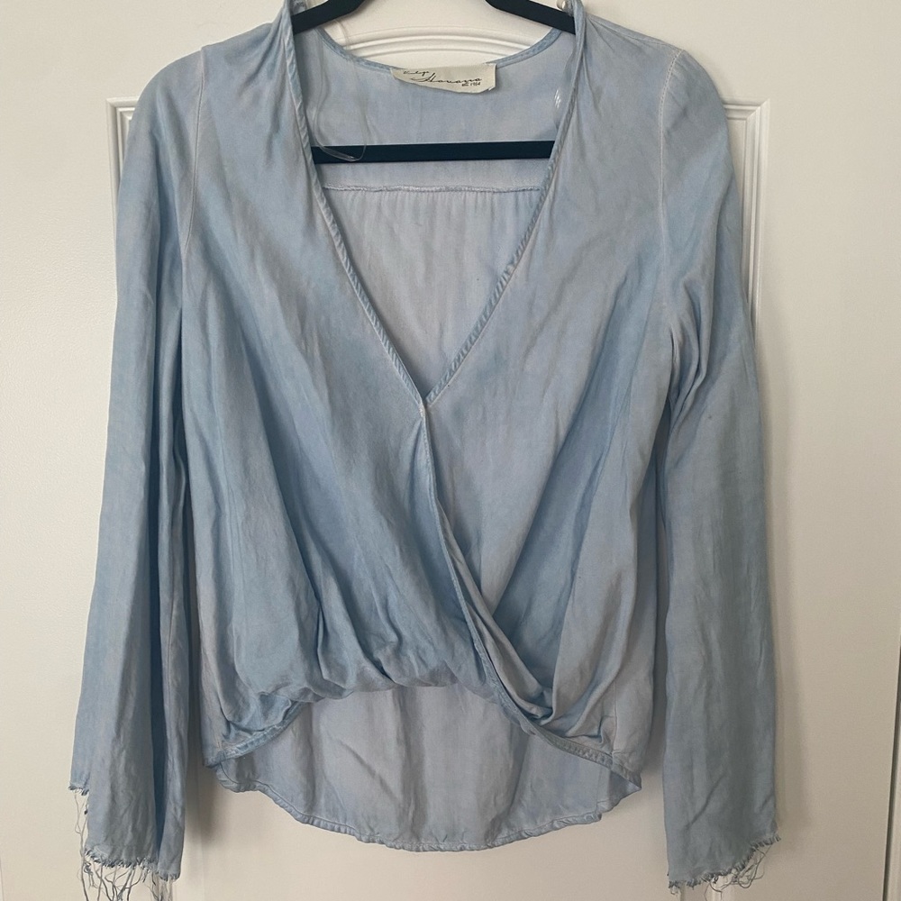 Vintage Havana light blue flowy top